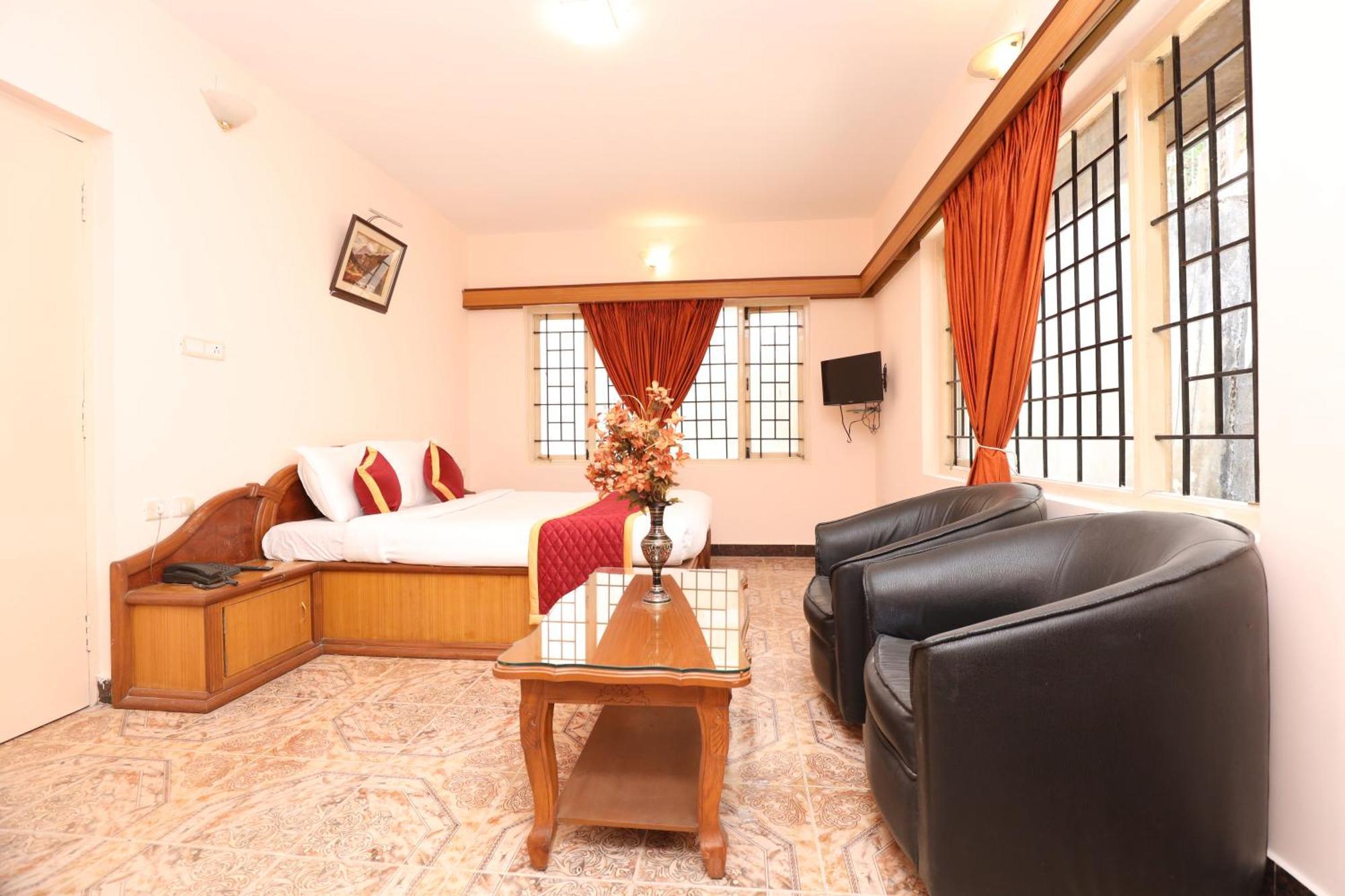 Hotel Silver Oak Ooty Dış mekan fotoğraf