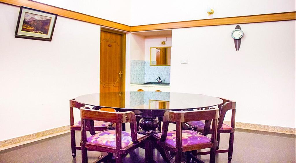 Hotel Silver Oak Ooty Dış mekan fotoğraf