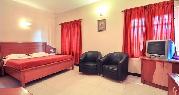 Hotel Silver Oak Ooty Dış mekan fotoğraf